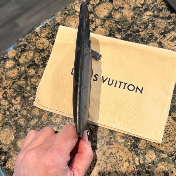 Louis Vuitton Coin Card Holder - Picture 9 of 13